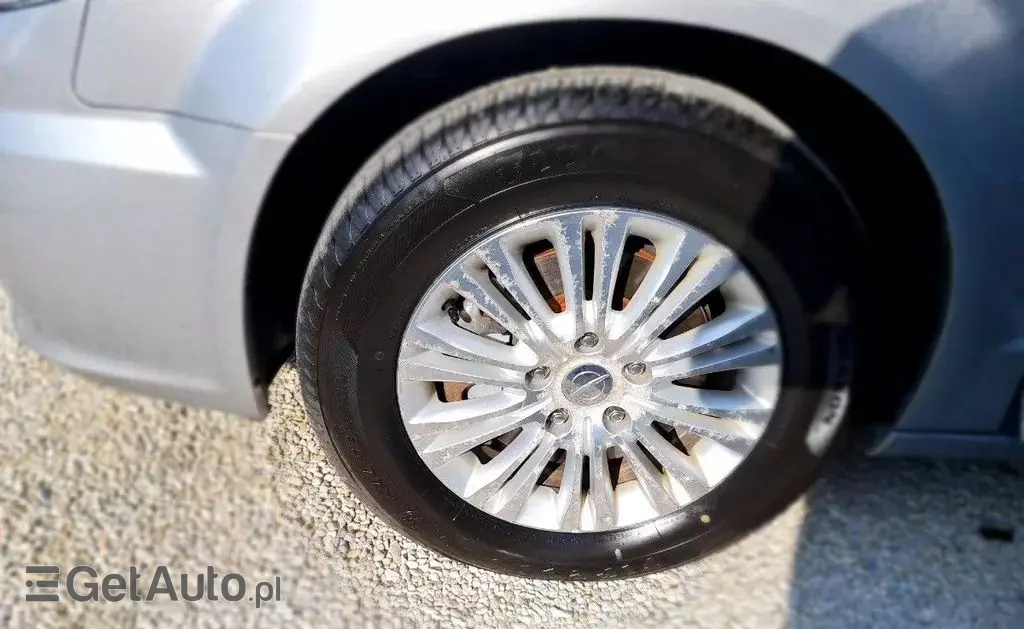 CHRYSLER Town & Country 