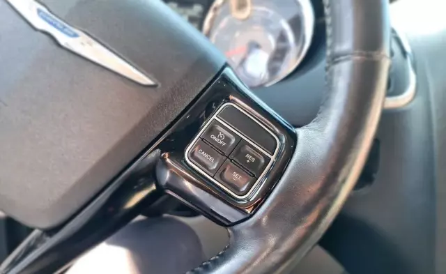 CHRYSLER Town & Country 