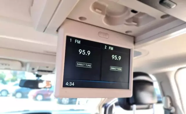 CHRYSLER Town & Country 