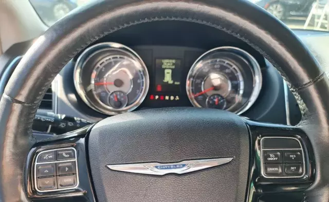 CHRYSLER Town & Country 