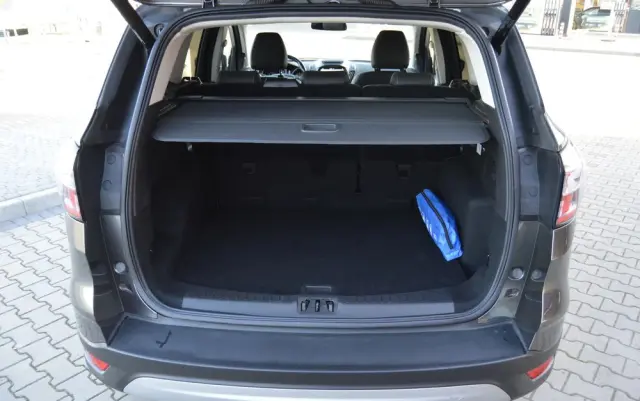 FORD Kuga 1.5 EcoBoost 2x4 Titanium