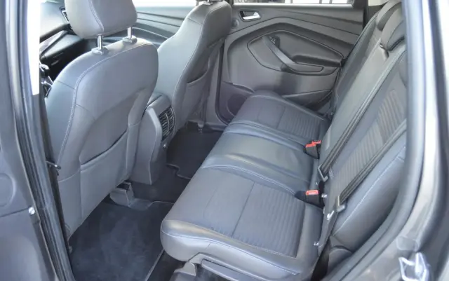 FORD Kuga 1.5 EcoBoost 2x4 Titanium