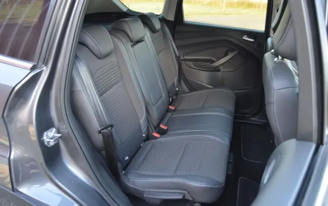 FORD Kuga 1.5 EcoBoost 2x4 Titanium