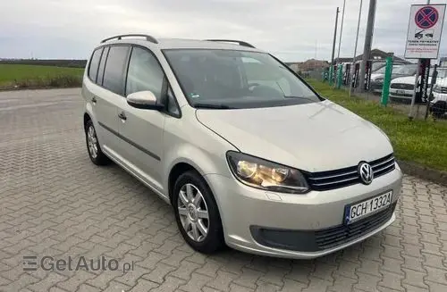 VOLKSWAGEN Touran 