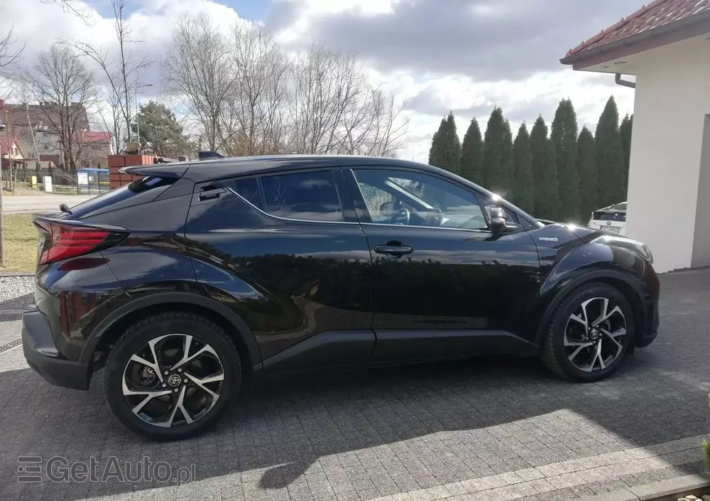 TOYOTA C-HR 