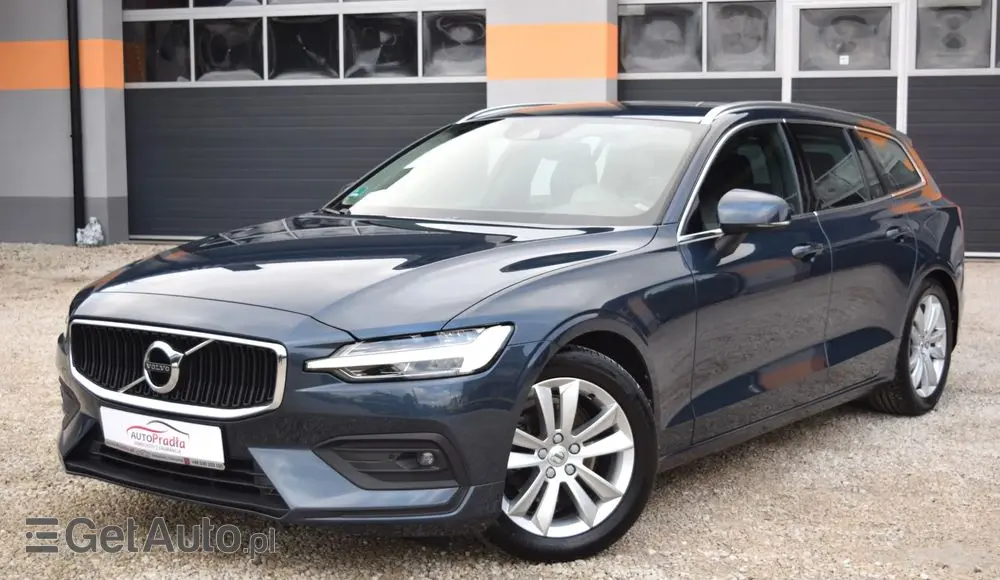 VOLVO V60 D3 Geartronic Momentum Pro