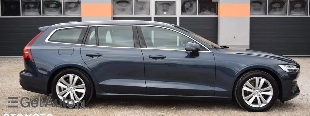 VOLVO V60 D3 Geartronic Momentum Pro