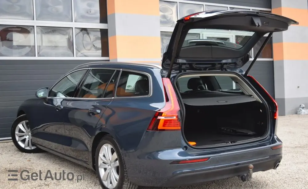 VOLVO V60 D3 Geartronic Momentum Pro