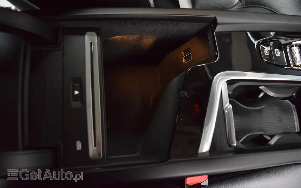 VOLVO V60 D3 Geartronic Momentum Pro