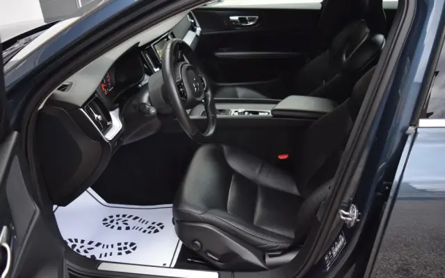 VOLVO V60 D3 Geartronic Momentum Pro