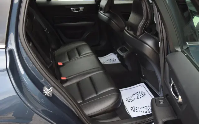 VOLVO V60 D3 Geartronic Momentum Pro