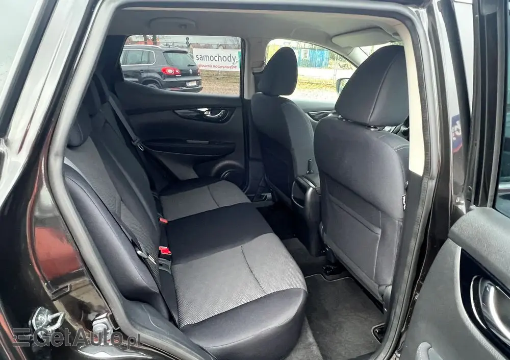 NISSAN Qashqai 1.2 DIG-T Xtronic TEKNA
