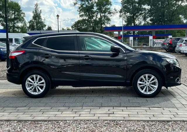 NISSAN Qashqai 1.2 DIG-T Xtronic TEKNA