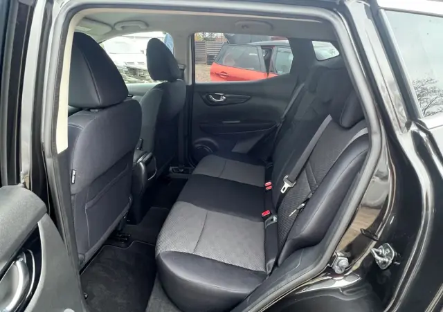 NISSAN Qashqai 1.2 DIG-T Xtronic TEKNA