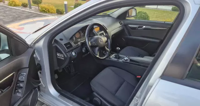 MERCEDES-BENZ Klasa C 200 CDI Classic