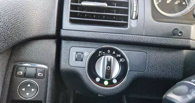 MERCEDES-BENZ Klasa C 200 CDI Classic