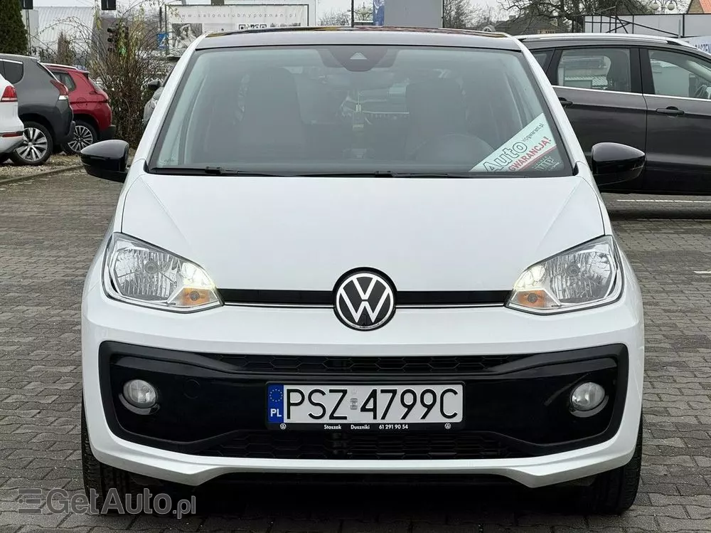 VOLKSWAGEN Up! 