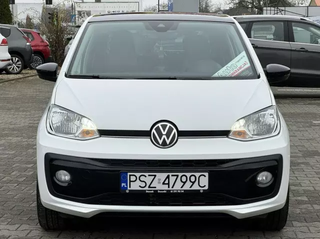 VOLKSWAGEN Up! 