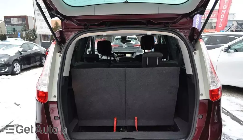 RENAULT Grand Scenic 