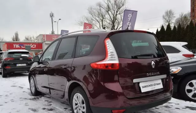 RENAULT Grand Scenic 