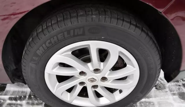 RENAULT Grand Scenic 