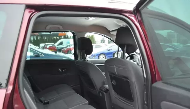 RENAULT Grand Scenic 