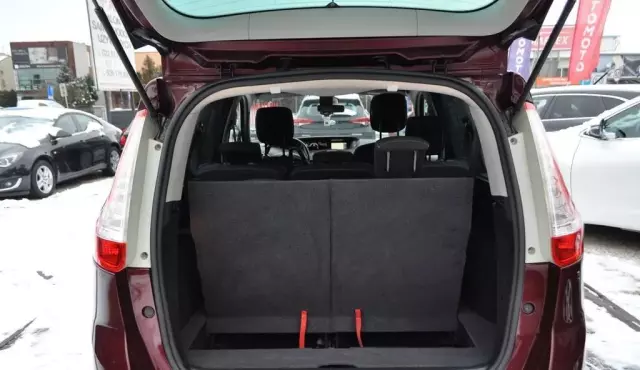 RENAULT Grand Scenic 