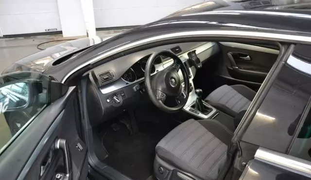VOLKSWAGEN Passat Cc 
