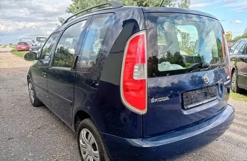 SKODA Roomster 