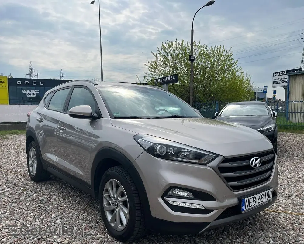 HYUNDAI Tucson 