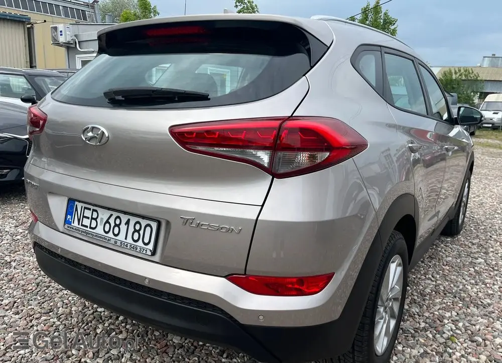 HYUNDAI Tucson 
