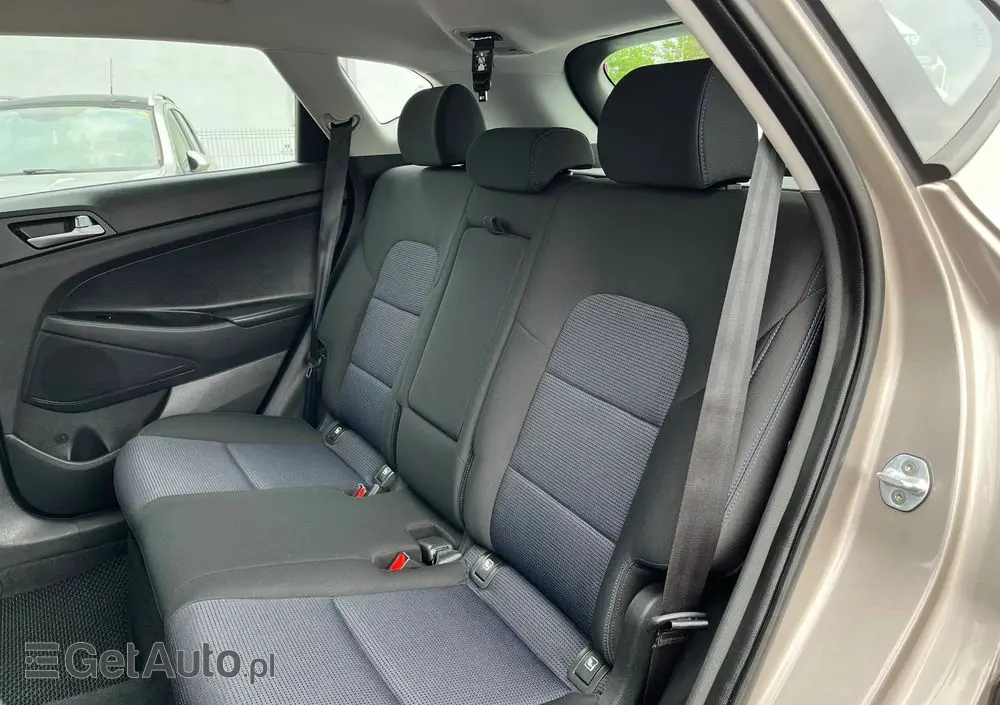 HYUNDAI Tucson 