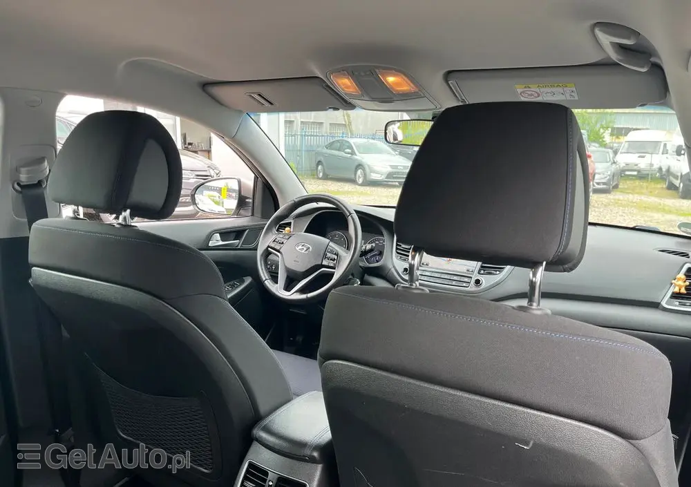 HYUNDAI Tucson 