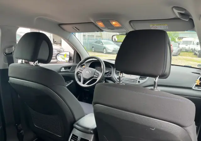 HYUNDAI Tucson 