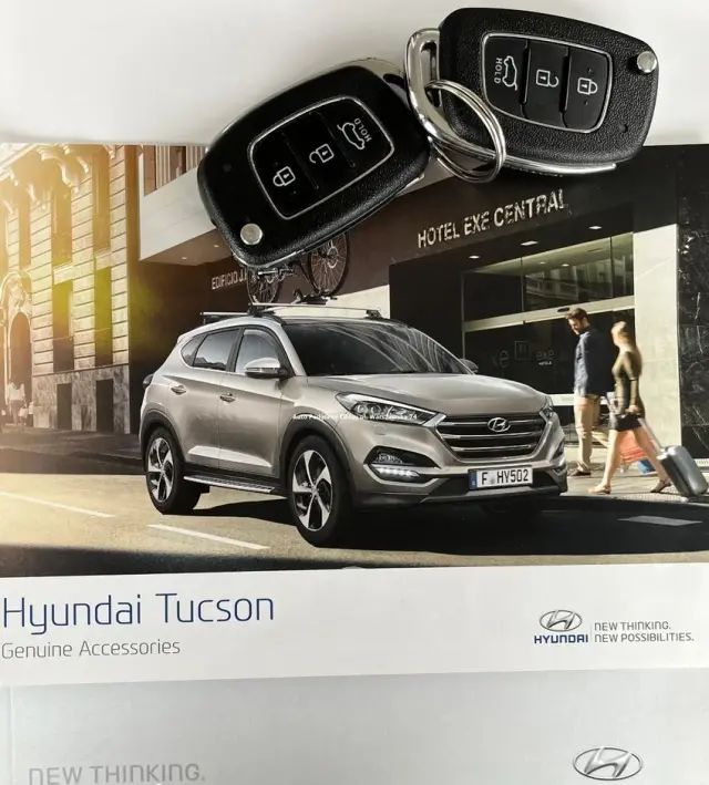 HYUNDAI Tucson 