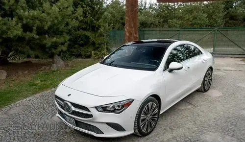 MERCEDES-BENZ CLA 