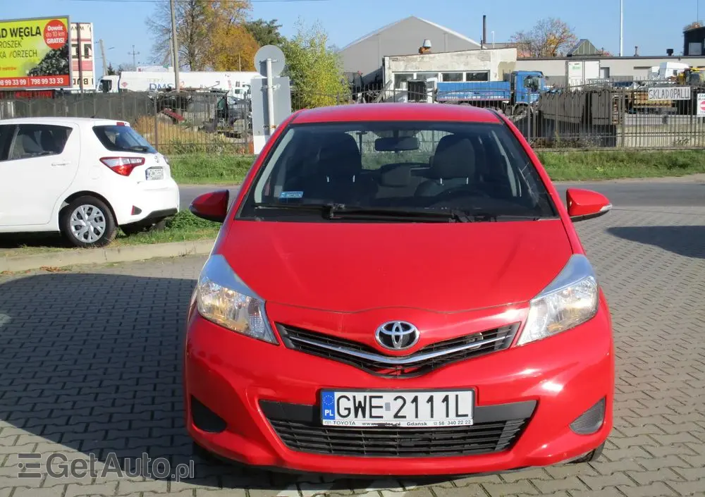 TOYOTA Yaris 1.0 Luna