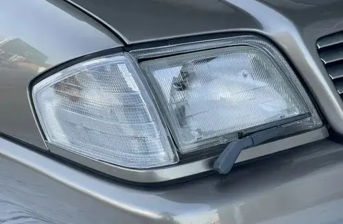MERCEDES-BENZ SL 