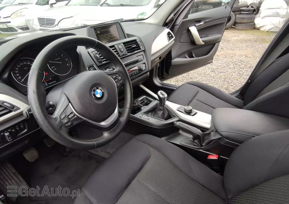 BMW Seria 1 116d Sport Line