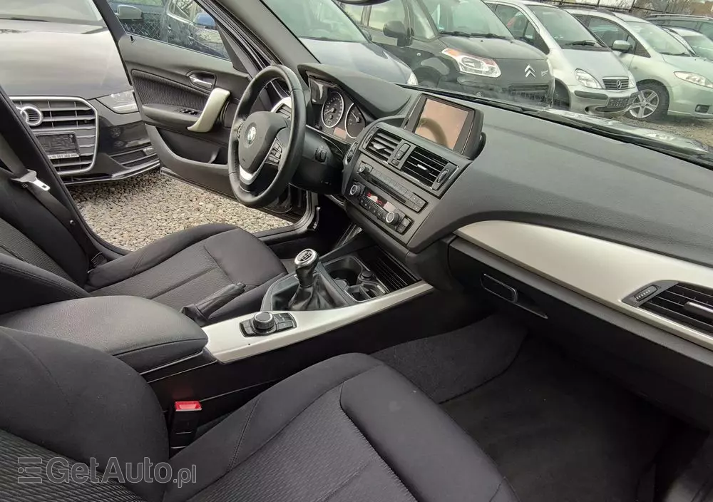 BMW Seria 1 116d Sport Line