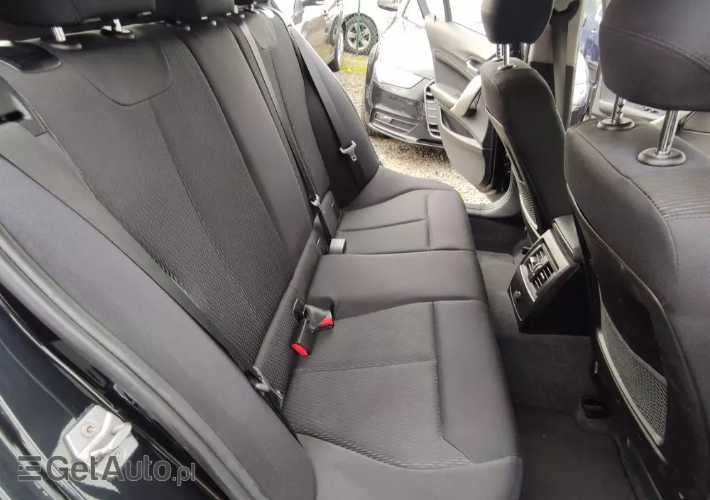 BMW Seria 1 116d Sport Line