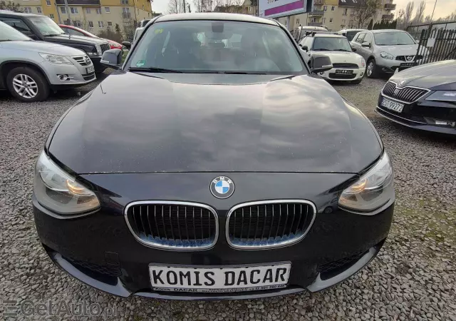 BMW Seria 1 116d Sport Line