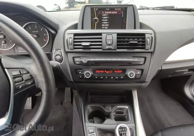 BMW Seria 1 116d Sport Line