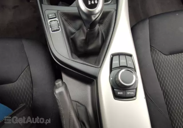 BMW Seria 1 116d Sport Line