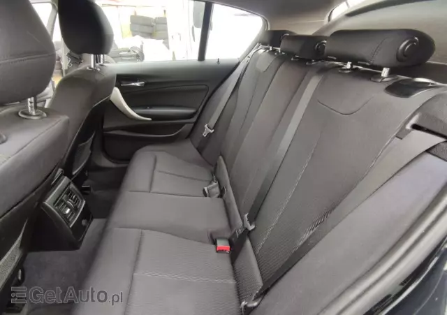 BMW Seria 1 116d Sport Line