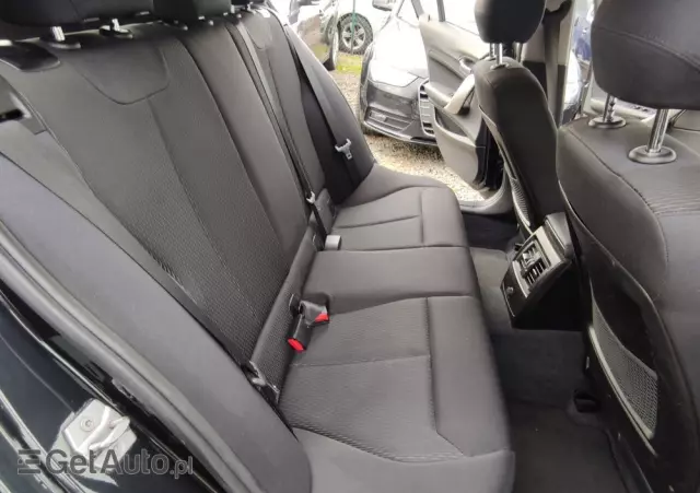 BMW Seria 1 116d Sport Line