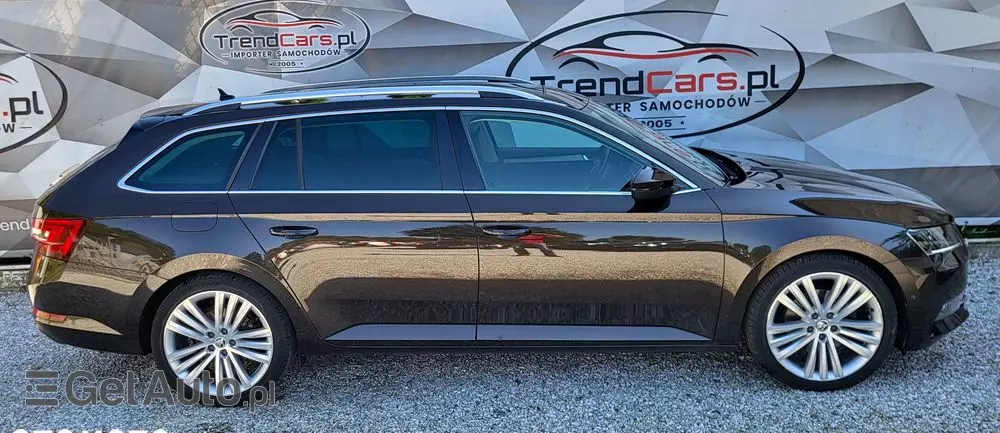 SKODA Superb 2.0 TDI 4x4 DSG Premium Edition