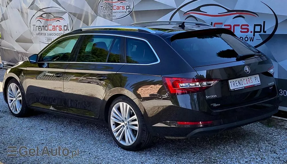 SKODA Superb 2.0 TDI 4x4 DSG Premium Edition