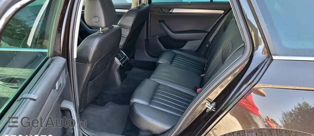 SKODA Superb 2.0 TDI 4x4 DSG Premium Edition