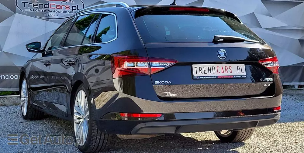 SKODA Superb 2.0 TDI 4x4 DSG Premium Edition